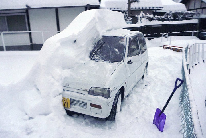 Snowcar