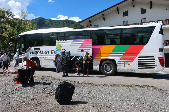 Bus